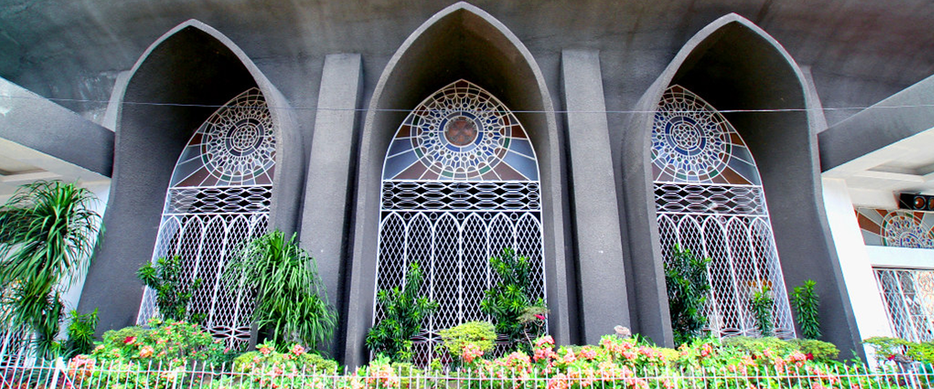 San Pedro Cathedral: Historic Landmark in Davao City